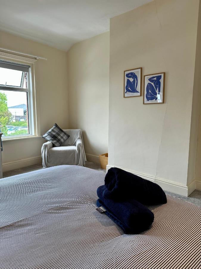 Tithebarn Townhouse Villa Poulton-le-Fylde Bagian luar foto